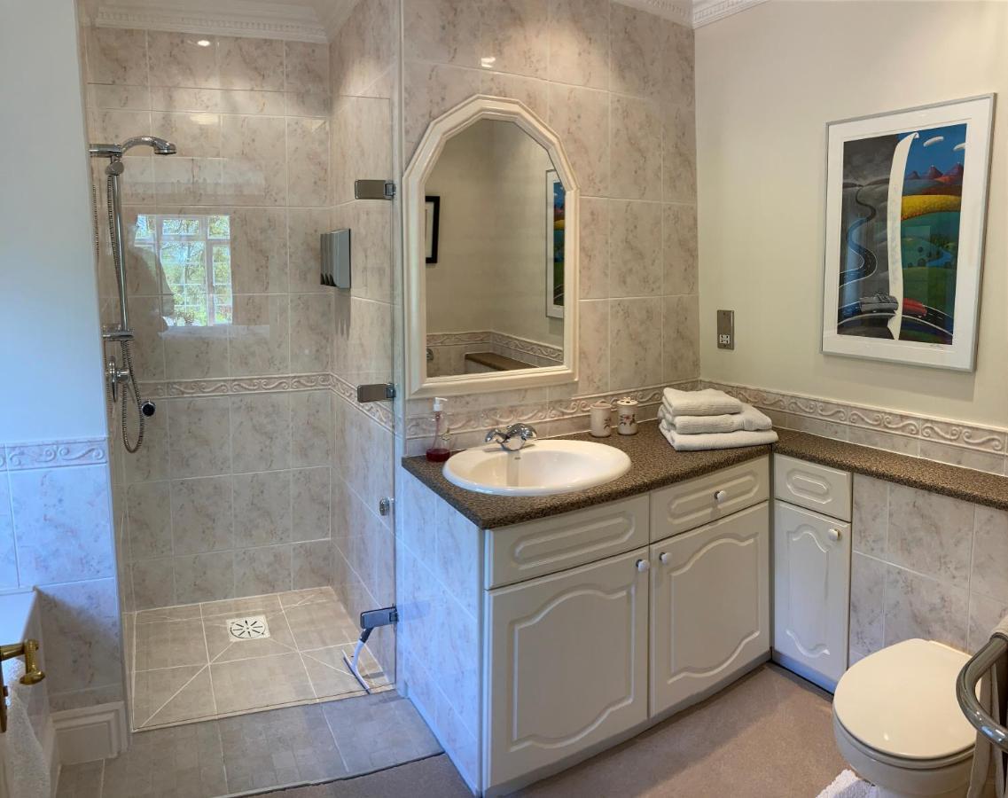 Exclusive 2 Bedroom Apartment With Summer House And Hot Tub Daventry Exteriér fotografie