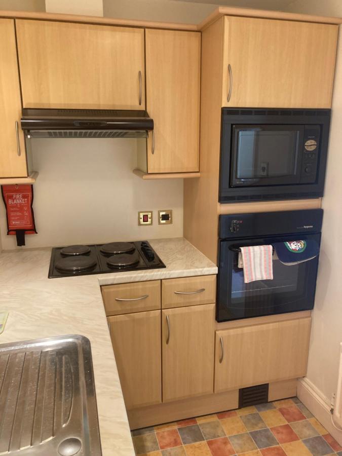 Exclusive 2 Bedroom Apartment With Summer House And Hot Tub Daventry Exteriér fotografie
